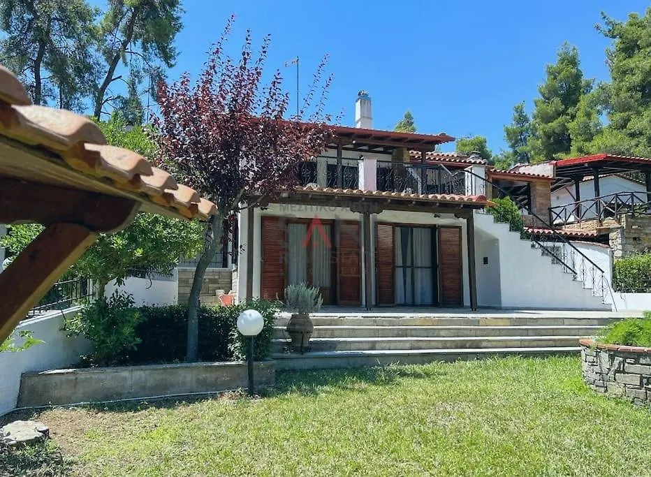 Esperides Villa Sani